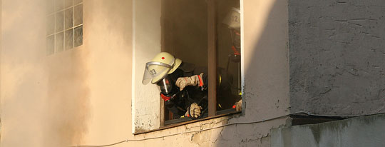 Bild: Großeinsatz der Feuerwehr in Wiesbach - Wohnhausbrand in der Eiweiler Straße