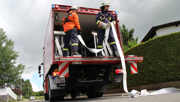 Bild: Gerätewagen Logistik bei Waldbrandübung im Einsatz