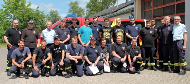 Bild: 22 neue Maschinisten für die Feuerwehr Eppelborn