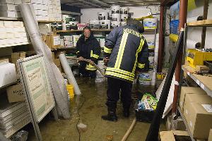 Bild: &amp;Uuml;berschwemmung in den Kellerr&amp;auml;umen des Raiffeisen-Marktes in Wiesbach