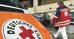 Bild: Damit Hilfe schneller vor Ort ist, soll es im Saarland bald eine zentrale Leitstelle für nichtpolizeiliche Notrufe geben. (Foto: dpa)