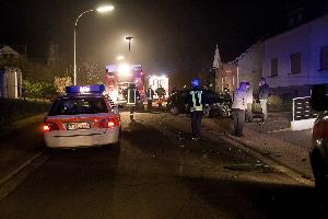 Bild: Ein schwerer Verkehrsunfall ereignete sich in der Weihereckstra&amp;szlig;e in Richtung Macherbach
