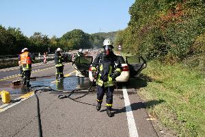 Bild: Das Taxi war auf der Autobahnauffahrt in H&amp;ouml;he Eppelborn in Brand geraten