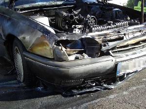 Bild: Fahrzeugbrand in der Hierscheiderstraße im Ortsteil Dirmingen