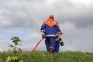 Bild: Auch die Jugendfeuerwehr pr&amp;auml;sentierte sich am Kreiskindertag auf Finkenrech in Dirmingen