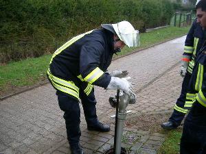 Bild: Wasserversorgung über den Unterflurhydranten