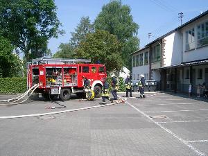 Bild: R&amp;auml;umungs&amp;uuml;bung im Kindergarten Calmesweiler