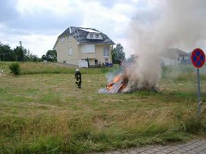 Bild: Vorbereitungen für die Übung der Jugendfeuerwehr