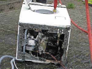 Bild: Im Innern der Waschmaschine war es zu einem Kabelbrand gekommen