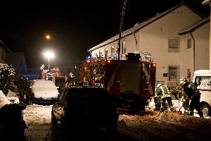 Bild: Eine Wasserleitung war vor einem Anwesen im Eichenweg gebrochen