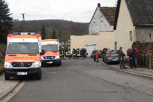 Bild: Zahlreiche Rettungskräfte waren schnell vor Ort an der Einsatzstelle