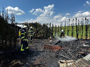 Bild: Brand eines Gartenhauses auf dem Galgenberg (Foto: Andreas Kuhn - Landkreis Neunkirchen)