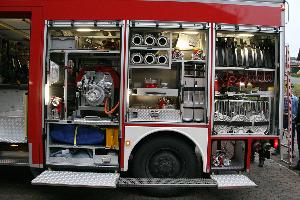 Bild: Geräteräume Fahrerseite