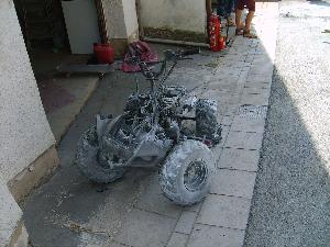 Bild: Dieses Quad war in Brand geraten