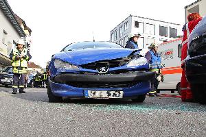 Bild: Der 86-jährige nahm nach ersten Erkenntnissen dem Fahrer dieses Peugeot die Vorfahrt