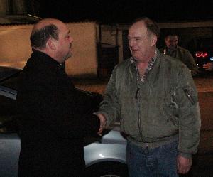 Bild: Gratulation durch den Fanfarenzugführer