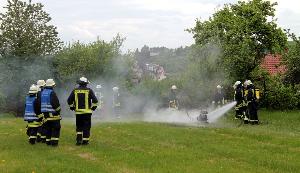 Bild: Die Löscharbeiten wurden unter Atemschutz durchgeführt