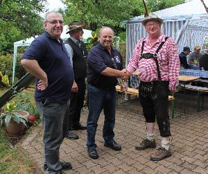 Bild: Gratulation durch die Vertreter des LB Eppelborn