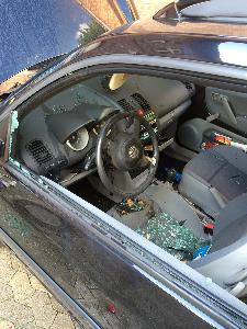 Bild: Der Brand war im Innenraum des Fahrzeugs ausgebrochen