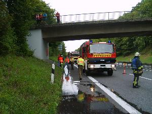 Bild: Einsatzkräfte aus den Löschbezirken Eppelborn und Bubach-Calmesweiler an der Einsatzstelle