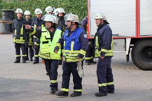 Bild: Einweisen der Einheiten durch den Einsatzleiter