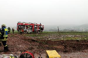 Bild: Das Tankl&amp;ouml;schfahrzeug aus Eppelborn verunfallte auf dem Weg zum Einsatz