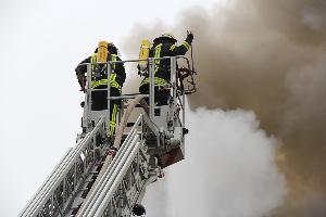 Bild: Zu 6.561 Eins&amp;auml;tzen wurden die kommunalen Feuerwehren im Saarland im Jahr 2015 insgesamt alarmiert.
