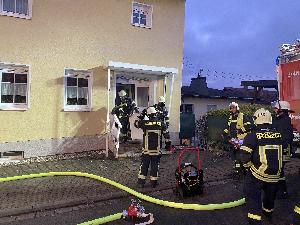 Bild: Der abgebrannte Wäschetrockner wurde ins Freie gebracht