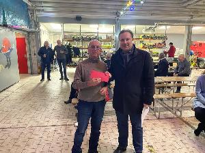 Bild: Bürgermeister Dr. Andreas Feld gratulierte Willi Leidinger zum 70. Geburtstag